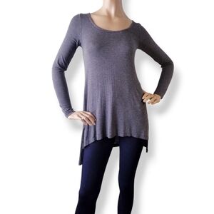 Heart & Hips Charcoal Gray Long Sleeve Scoop Neck High Low Tunic Top